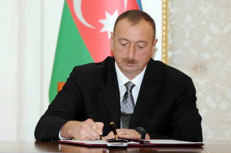 aliyev imza